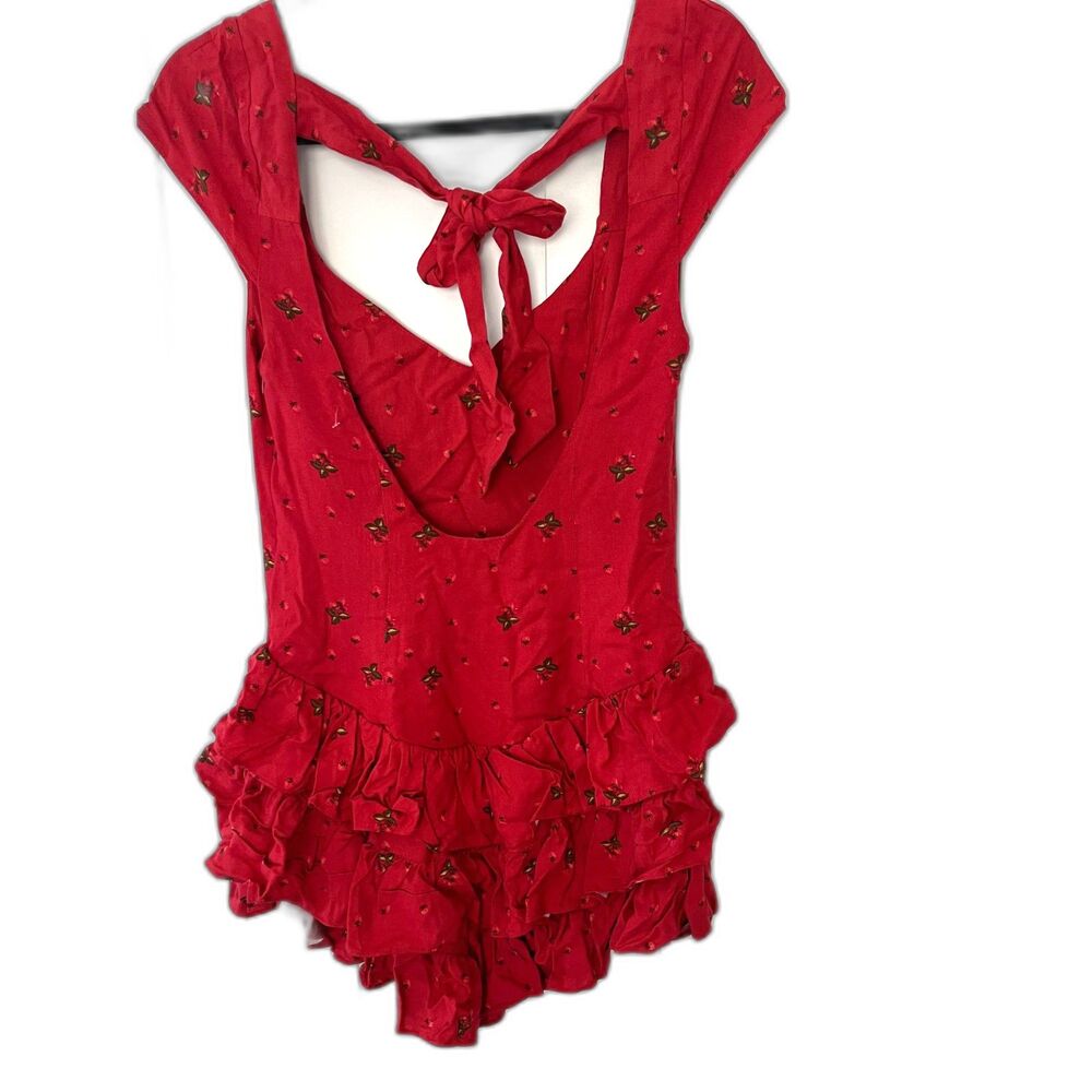 Kimchi Blue Drop Waist Scarlet Frilled Strawberry Romper Playsuit Size M Nwot! - Picture 6 of 7